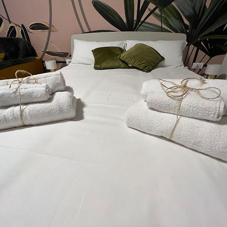 Calari Rooms - Monolocale Bologna Exterior foto