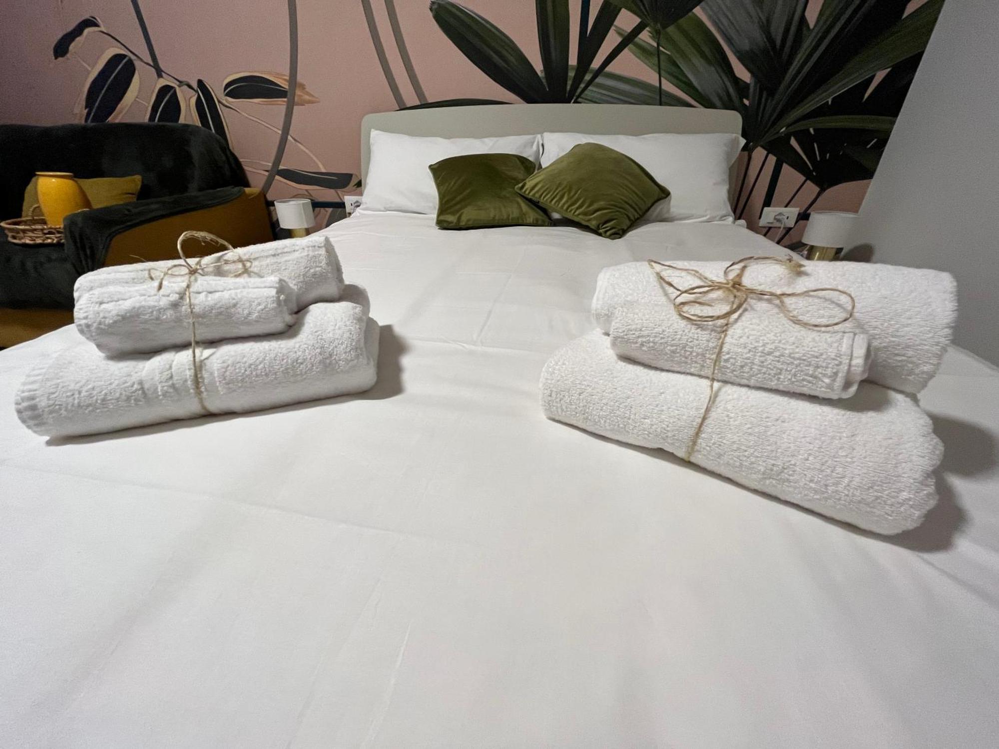 Calari Rooms - Monolocale Bologna Exterior foto